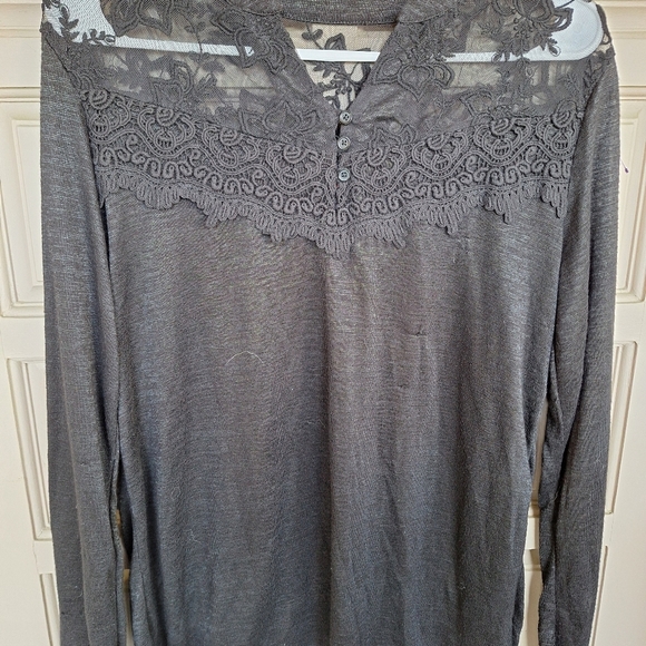 Faded Glory Lace Yoke Sweater Sz12/14 Lt Weight Long Sleeve Pullover Poly/Rayon - Picture 2 of 8